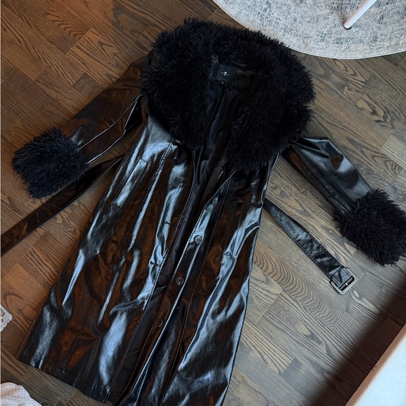 7 For All Mankind Black Faux Leather Trench Coat with Fur Trim - Picture 3 of 5